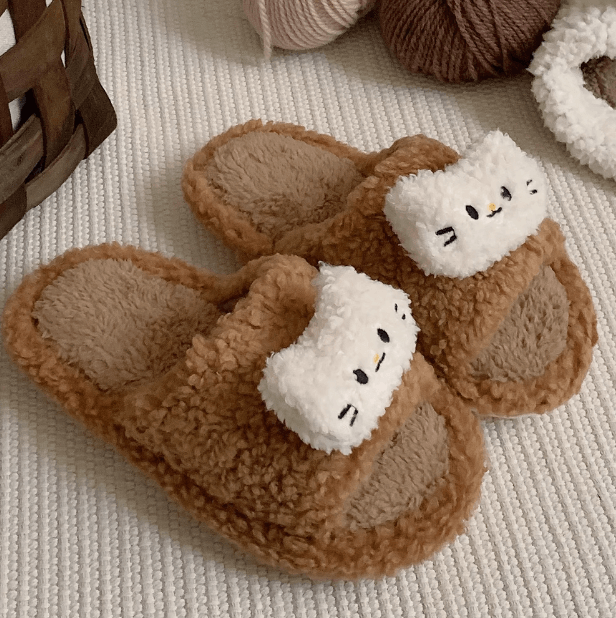 Custom Patterned Cotton Slippers: Wear Your Creativity on Your Feet
